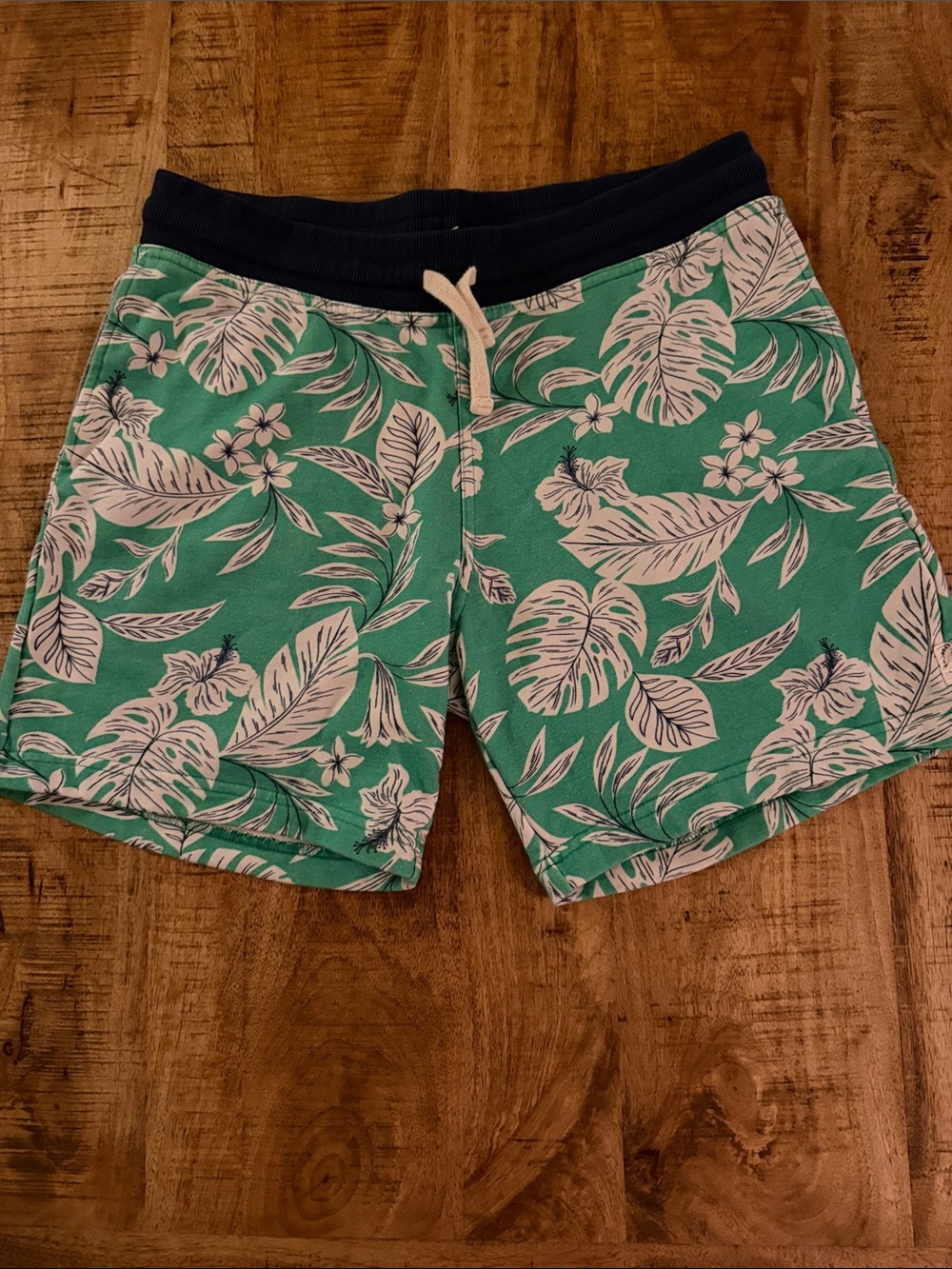 chubbies Green Tropical Leaf Swim Trunks